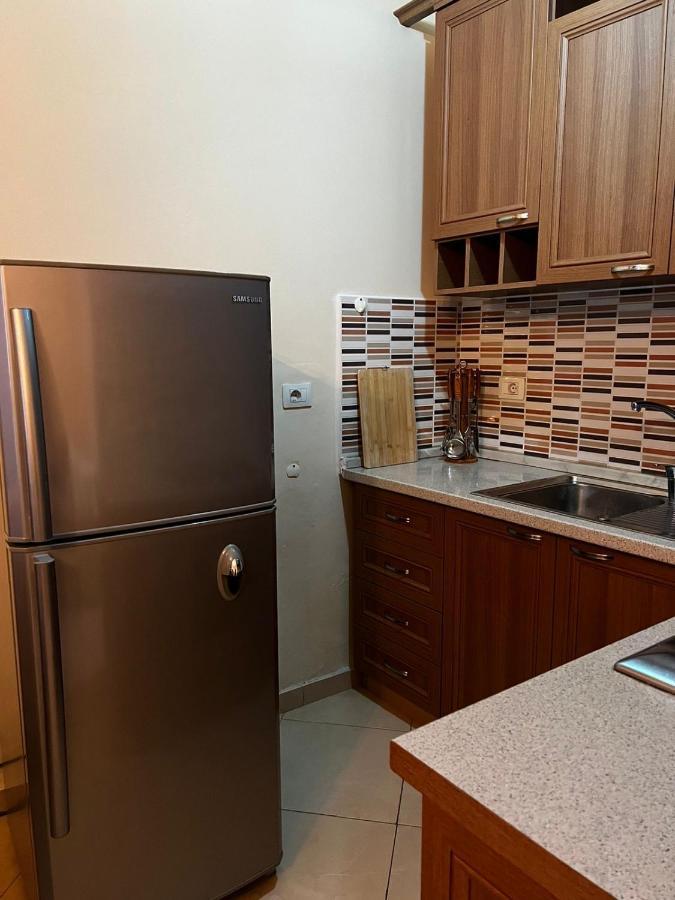 City Center Apartment Saranda Luaran gambar