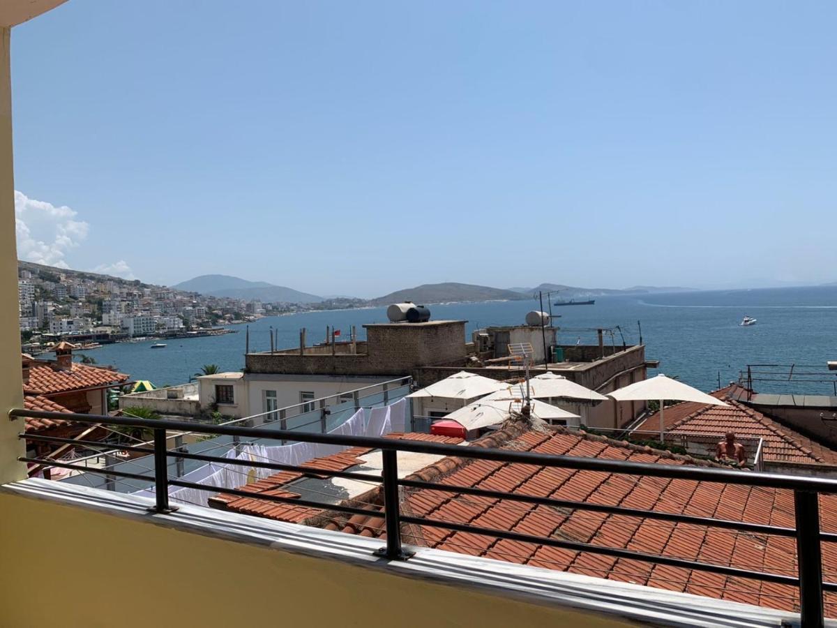 City Center Apartment Saranda Luaran gambar